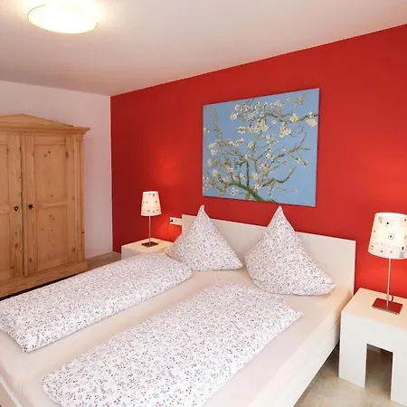 Dom wakacyjny With 2 Bedrooms *