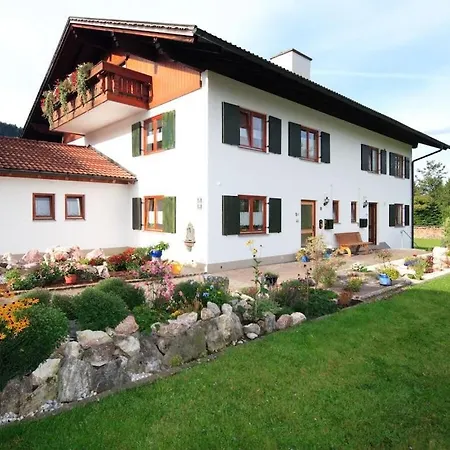 With 2 Bedrooms Dom wakacyjny Horn-Bad Meinberg